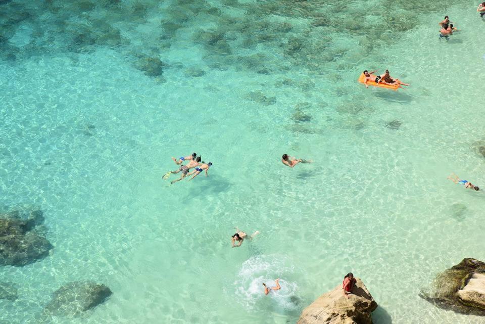 Leone Villa Castro  Buitenkant foto